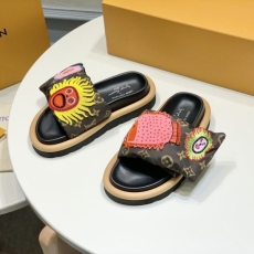 Louis Vuitton Slippers